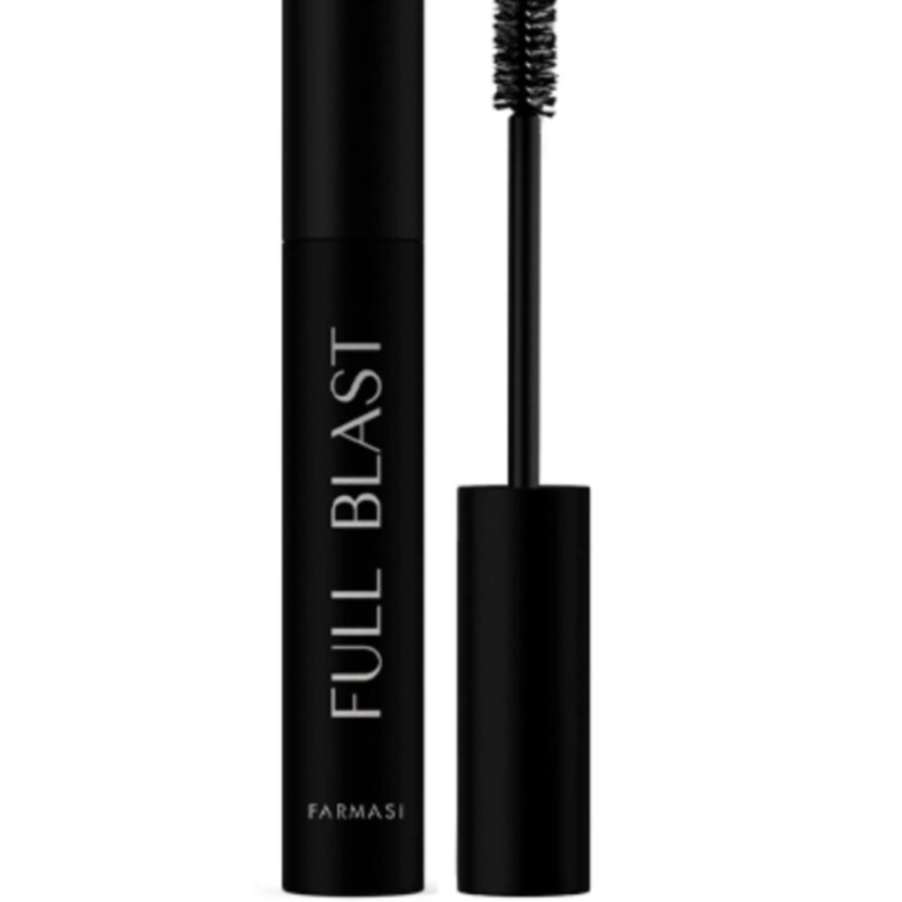 Farmasi Full Blast Mascara in Deep Black